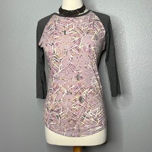 XS women’s Lularoe Randy 3/4 sleeve baseball tee